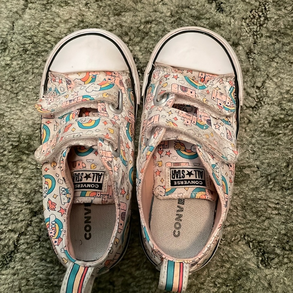 Converse toddler